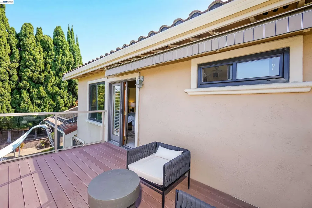 5922 Charter Oaks Drive Castro Valley CA 94552