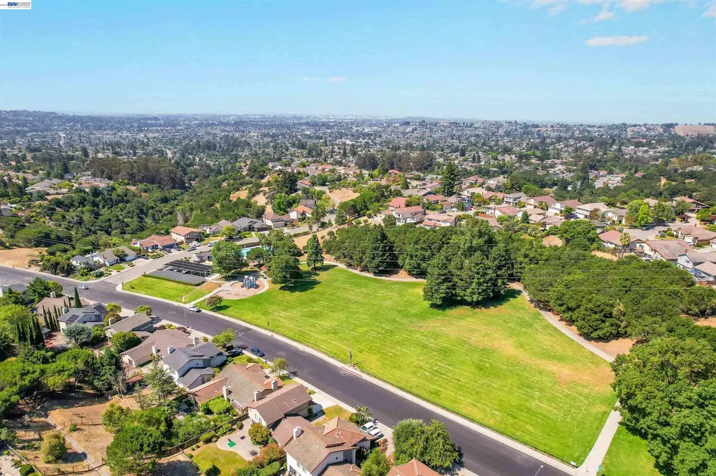 5922 Charter Oaks Drive Castro Valley CA 94552