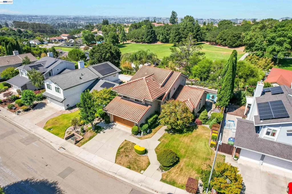 5922 Charter Oaks Drive Castro Valley CA 94552