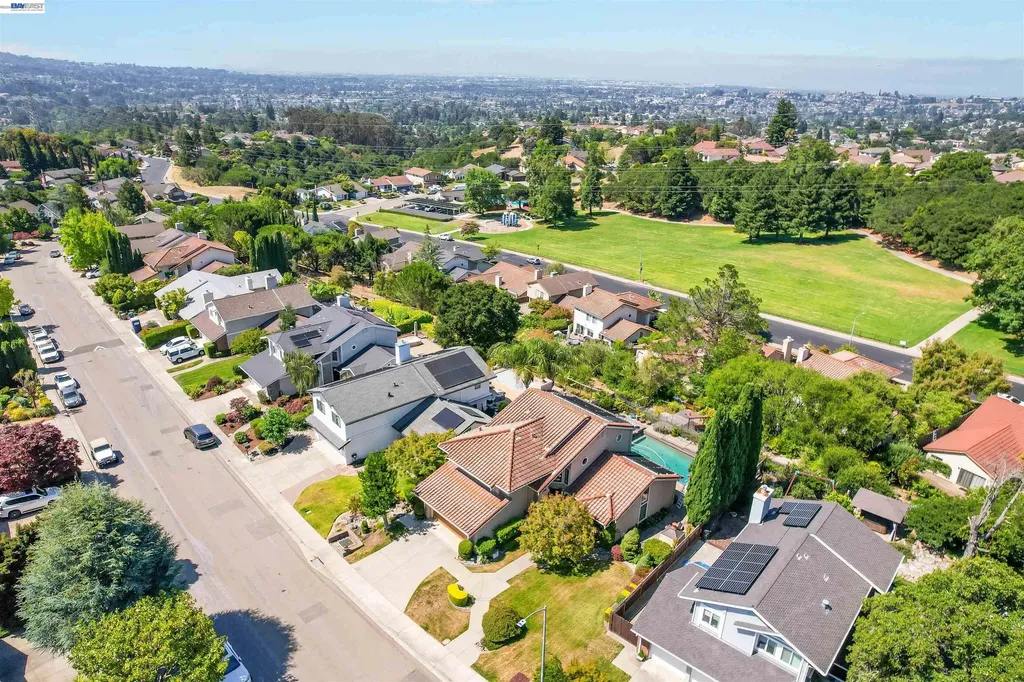 5922 Charter Oaks Drive Castro Valley CA 94552