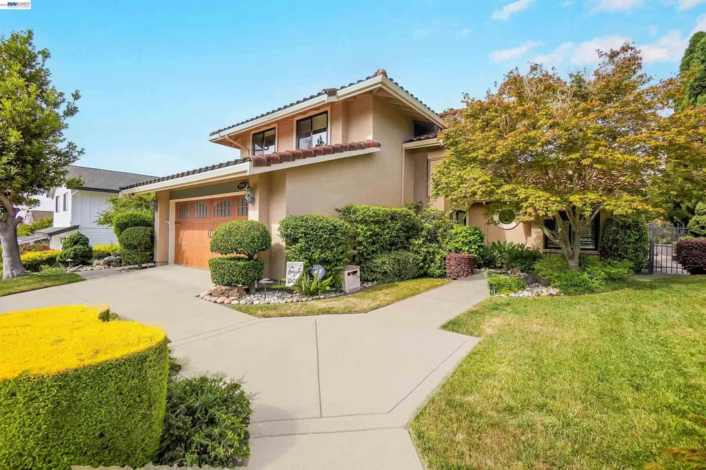 5922 Charter Oaks Drive Castro Valley CA 94552