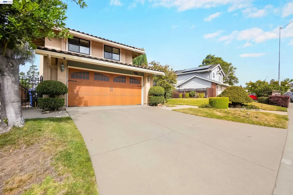 5922 Charter Oaks Drive Castro Valley CA 94552