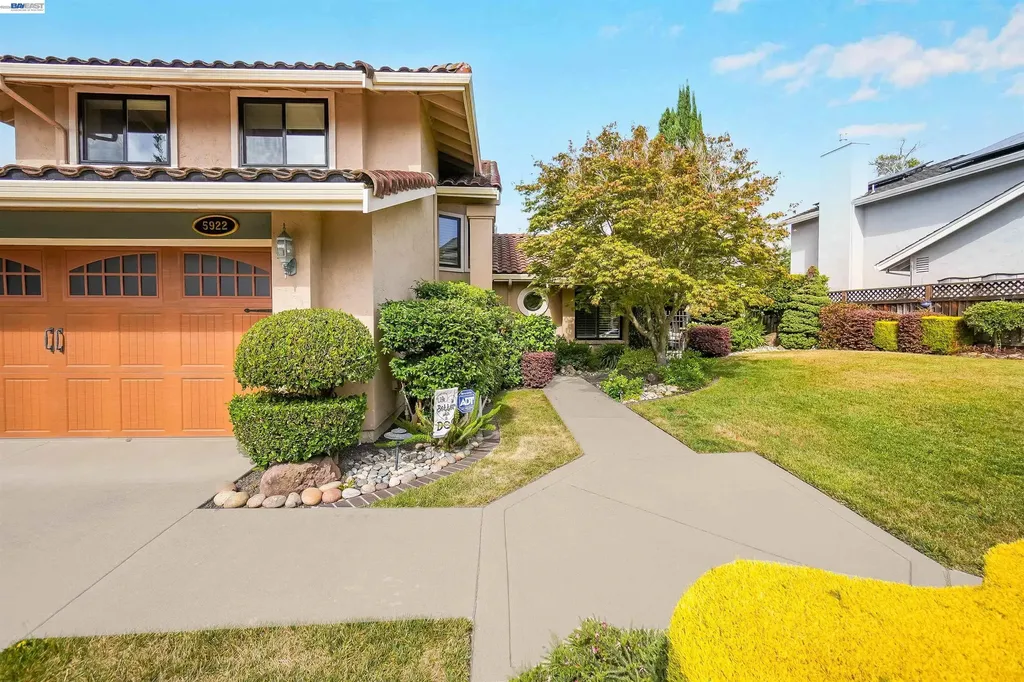 5922 Charter Oaks Drive Castro Valley CA 94552