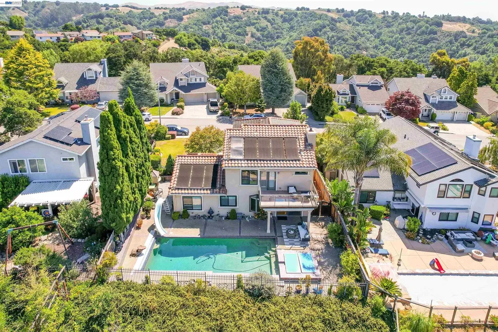 5922 Charter Oaks Drive Castro Valley CA 94552