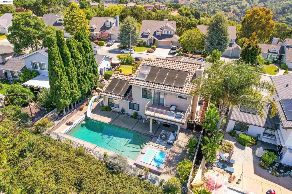 5922 Charter Oaks Drive Castro Valley CA 94552