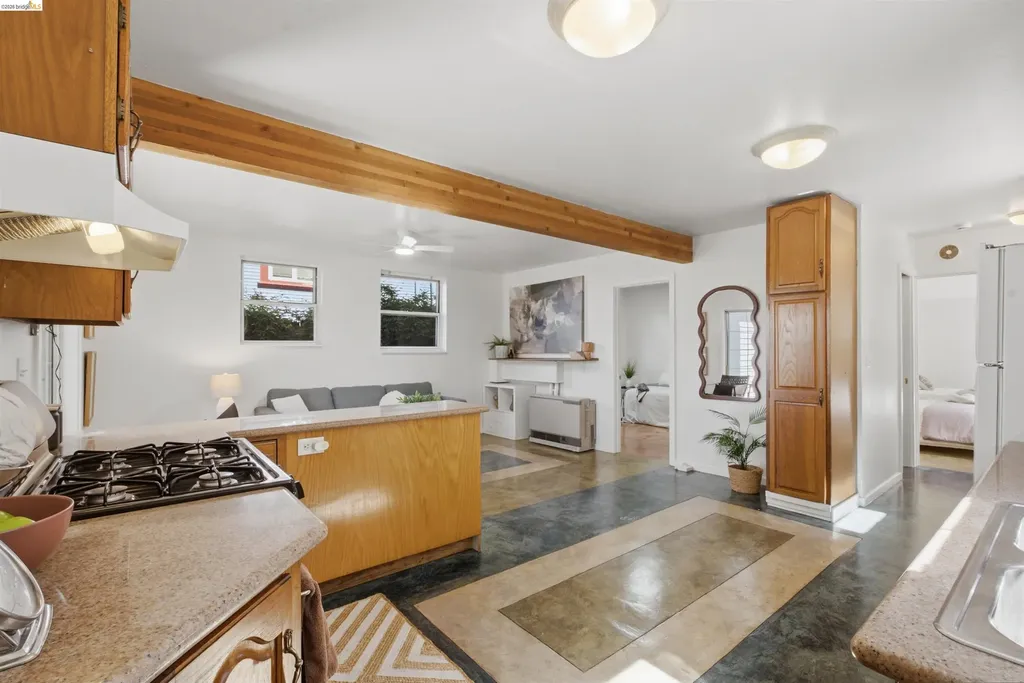 963 37th Street Oakland CA 94608