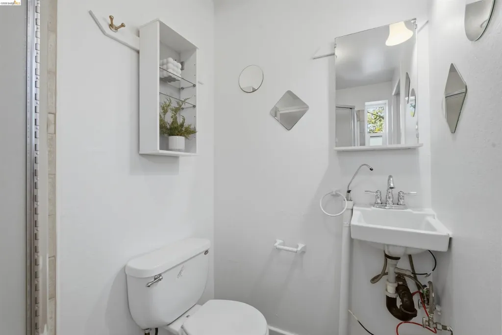 963 37th Street Oakland CA 94608