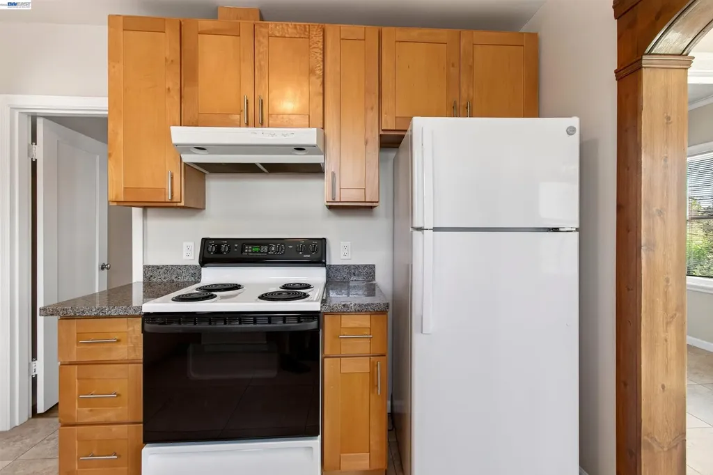 2926/2928 Fernside Boulevard Alameda CA 94501