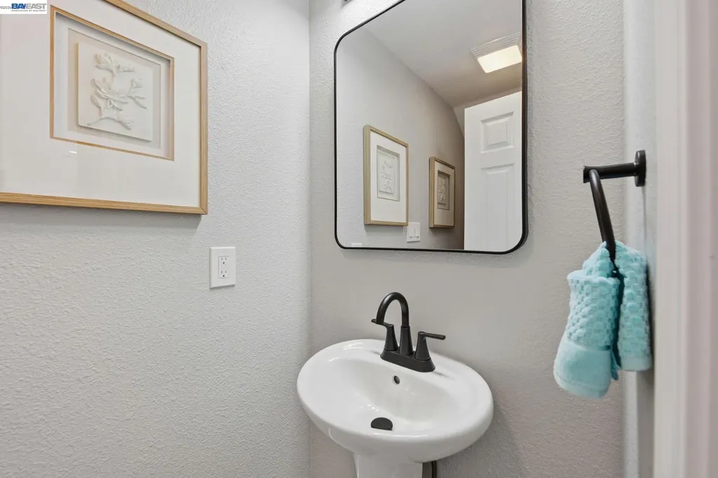2245 Pipit Court San Leandro CA 94579