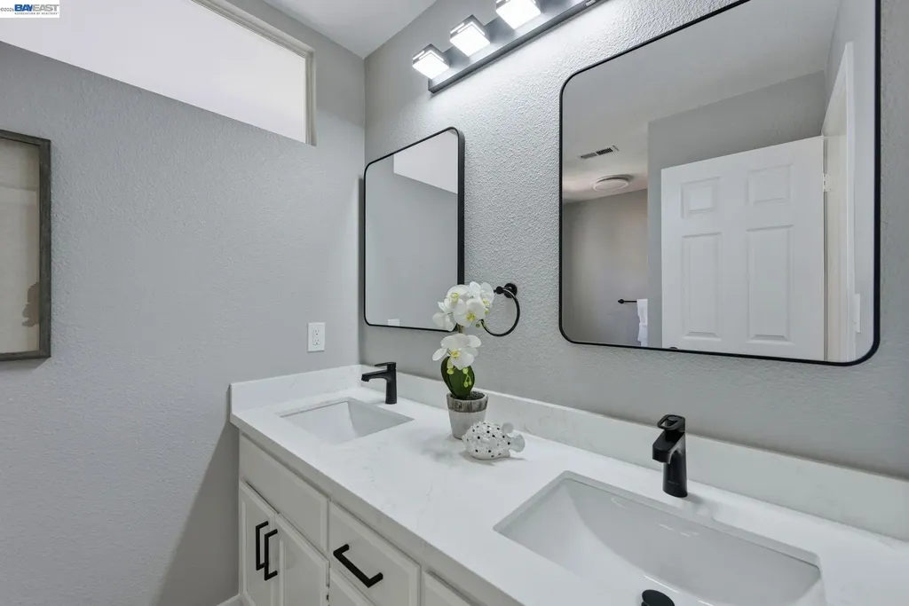 2245 Pipit Court San Leandro CA 94579
