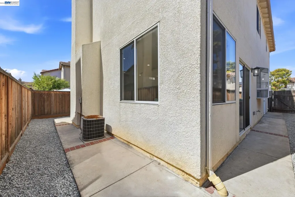 2245 Pipit Court San Leandro CA 94579