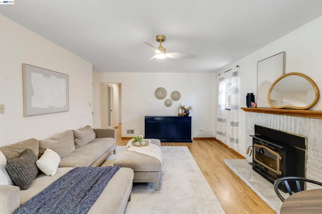 1042 Nielsen Lane Livermore CA 94550