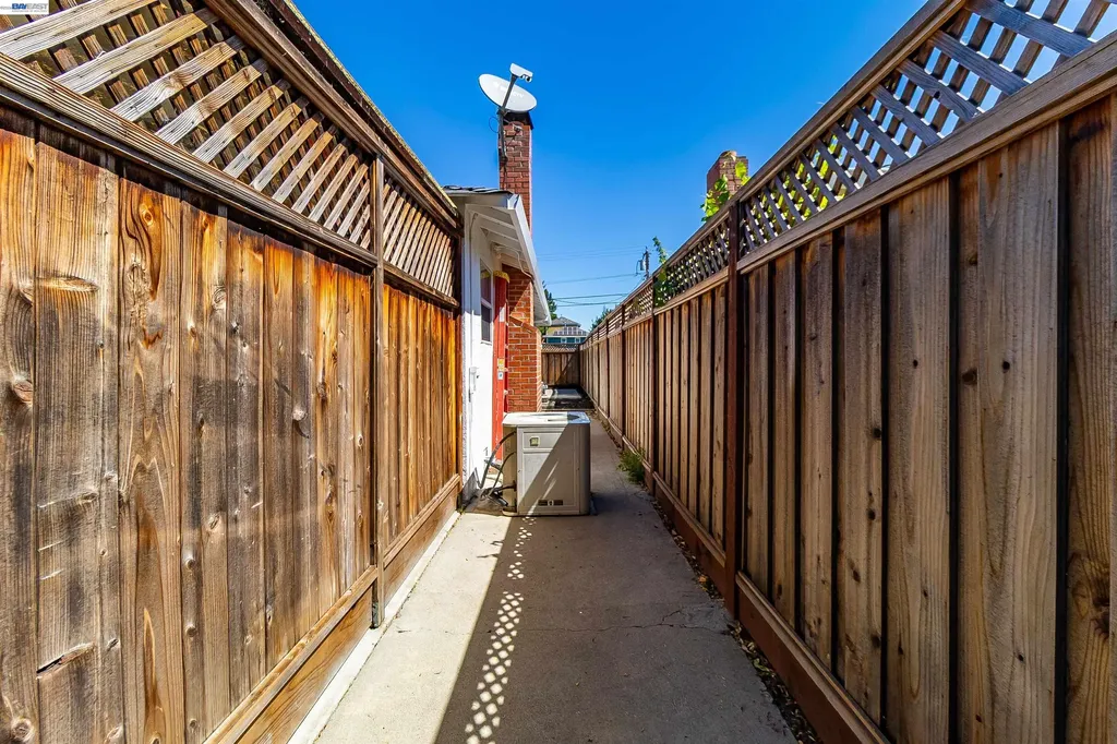 1042 Nielsen Lane Livermore CA 94550