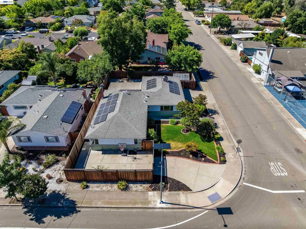 1042 Nielsen Lane Livermore CA 94550
