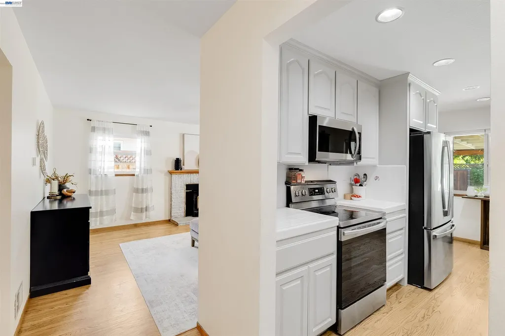 1042 Nielsen Lane Livermore CA 94550