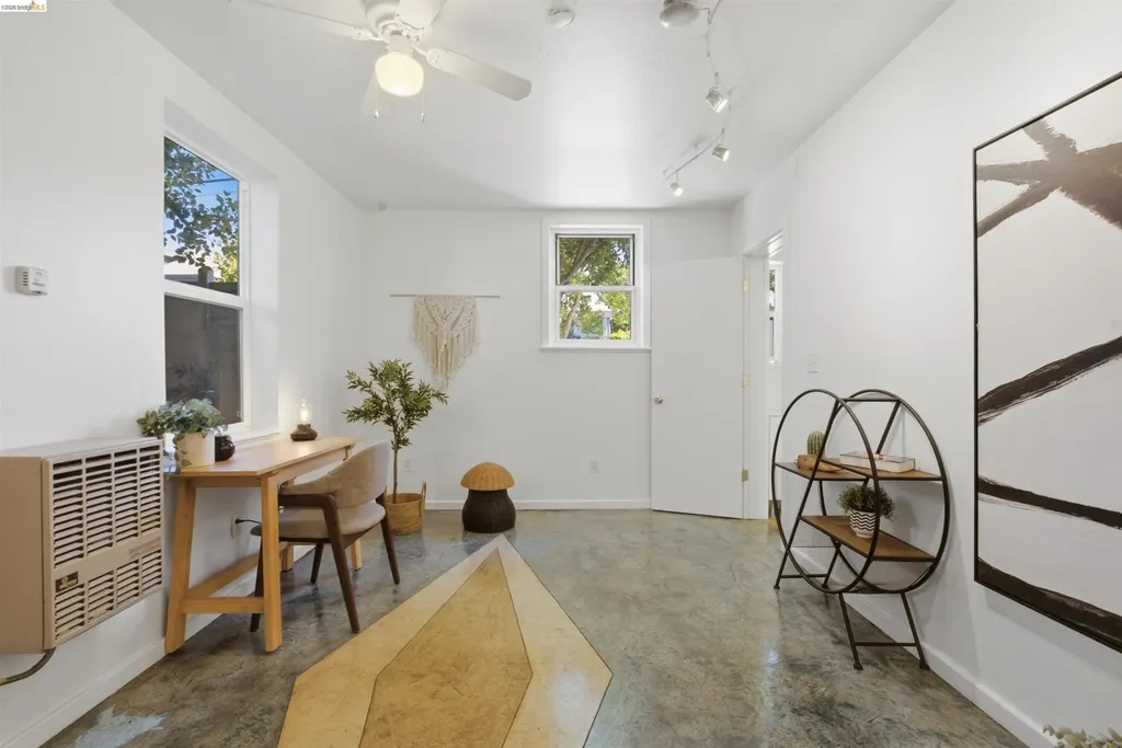 961-963 37th Street Oakland CA 94608