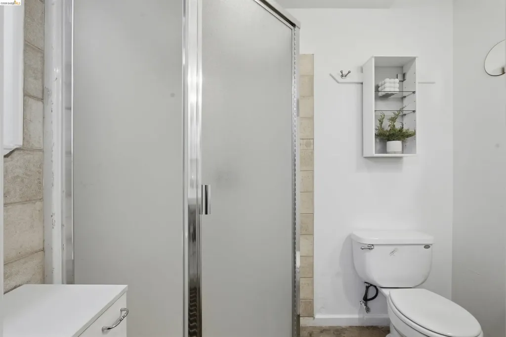 961-963 37th Street Oakland CA 94608