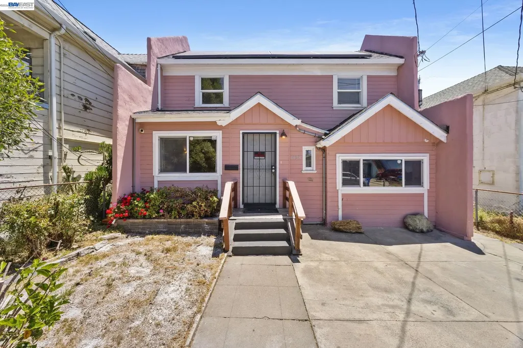 1828 Rosedale Avenue Oakland CA 94601