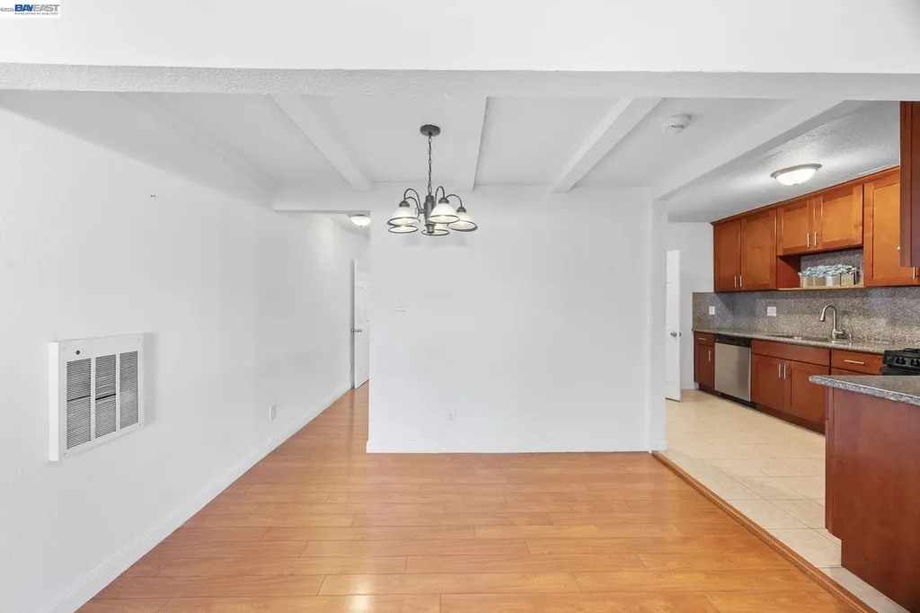 1828 Rosedale Avenue Oakland CA 94601
