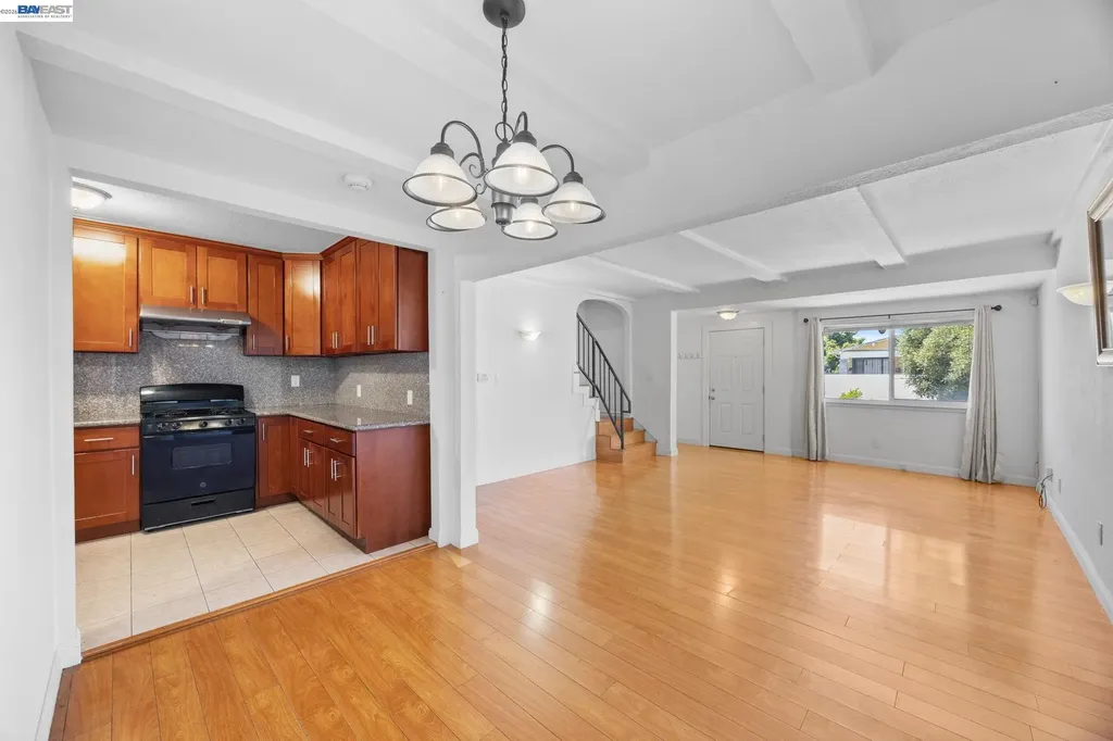 1828 Rosedale Avenue Oakland CA 94601
