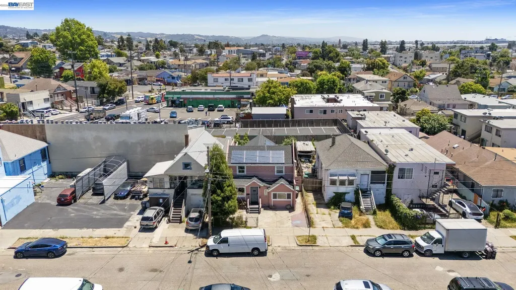 1828 Rosedale Avenue Oakland CA 94601