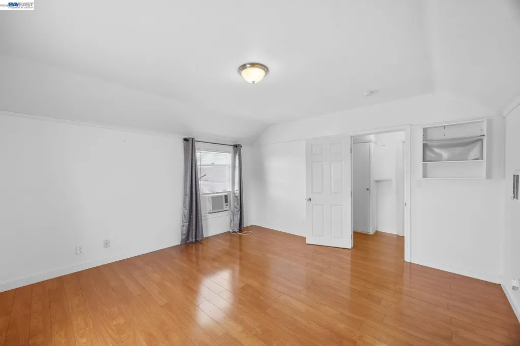 1828 Rosedale Avenue Oakland CA 94601