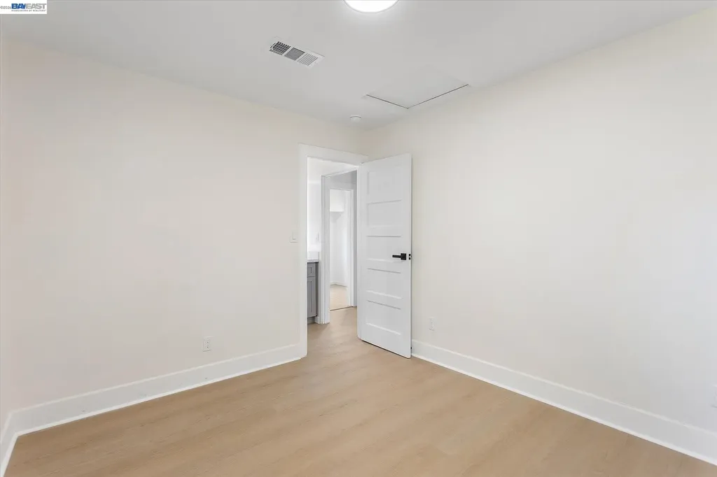 2215 E 29th Street Oakland CA 94606