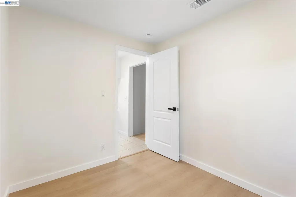 2215 E 29th Street Oakland CA 94606