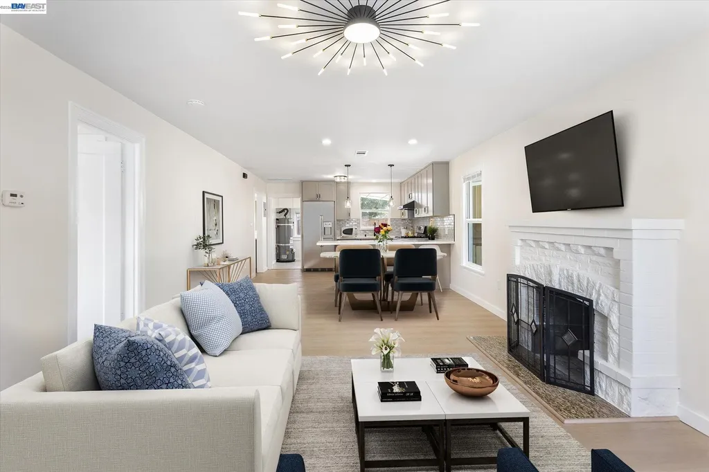 2215 E 29th Street Oakland CA 94606