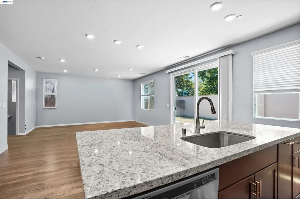 281 Agata Way Oakley CA 94561