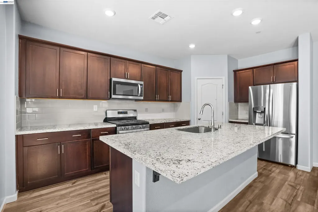 281 Agata Way Oakley CA 94561