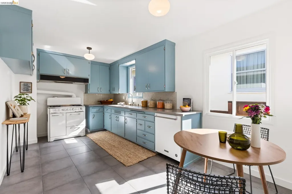 7232 Lincoln Avenue El Cerrito CA 94530