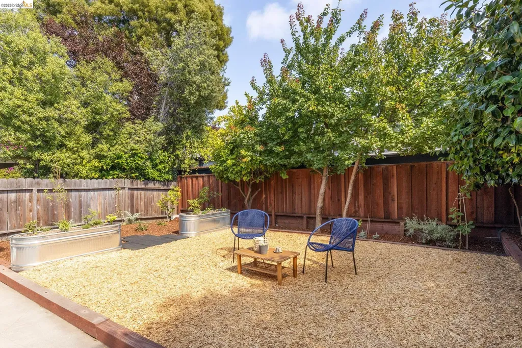 7232 Lincoln Avenue El Cerrito CA 94530
