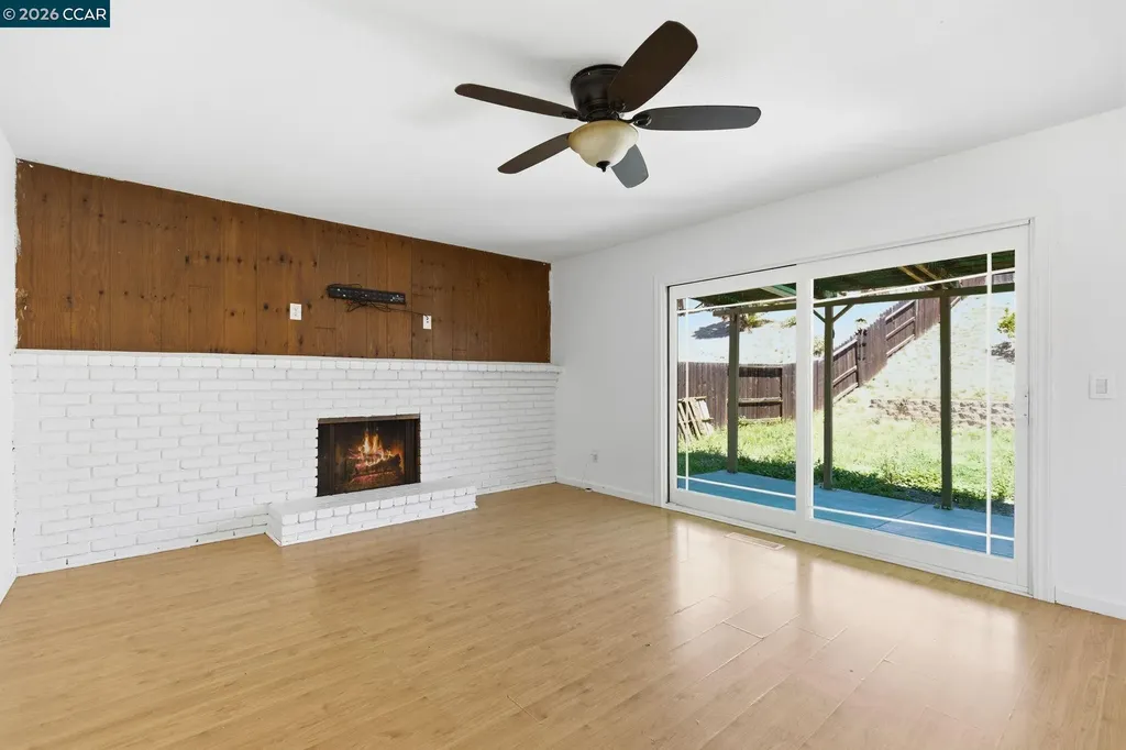 20 Buena Vista Pittsburg CA 94565