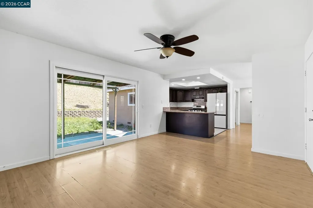 20 Buena Vista Pittsburg CA 94565