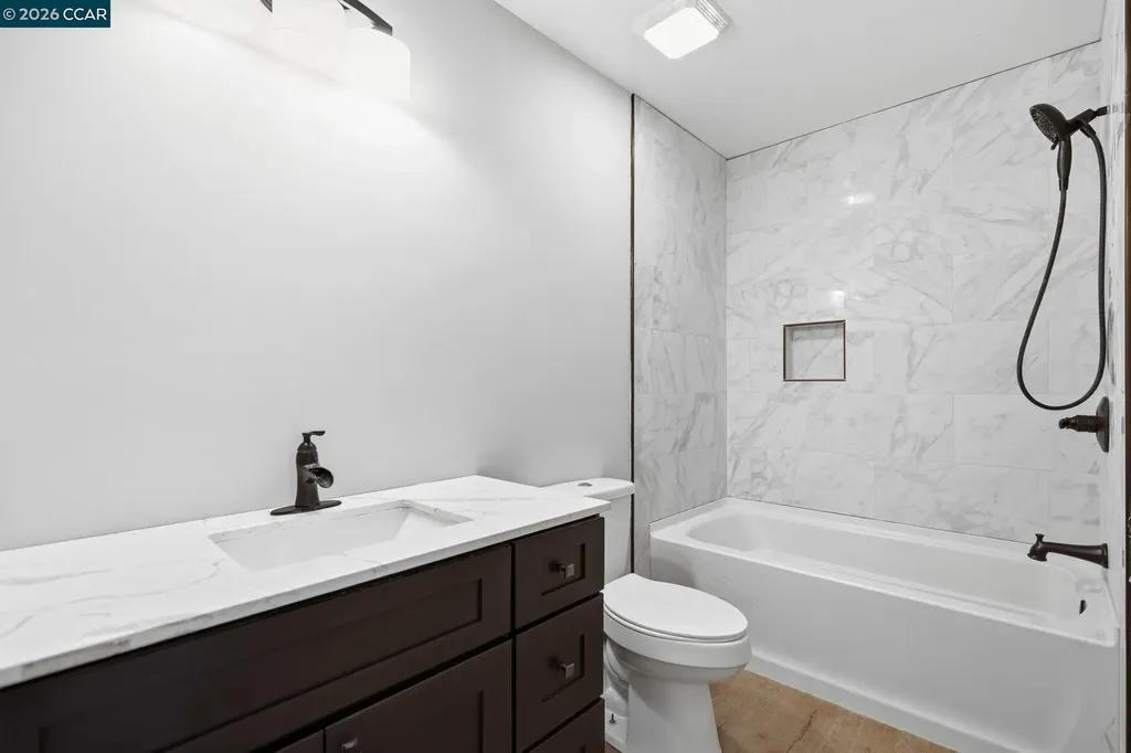 20 Buena Vista Pittsburg CA 94565