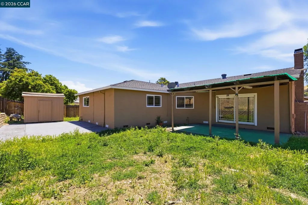 20 Buena Vista Pittsburg CA 94565