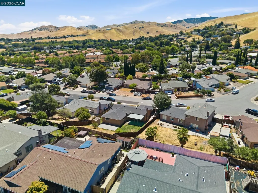 20 Buena Vista Pittsburg CA 94565