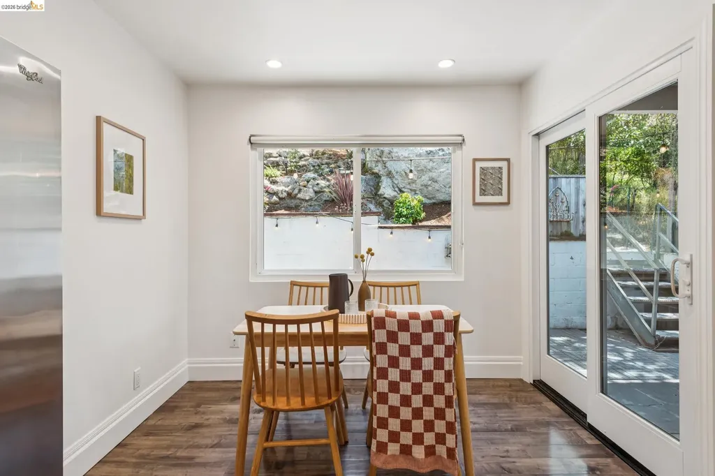515 Vincente Avenue Berkeley CA 94707
