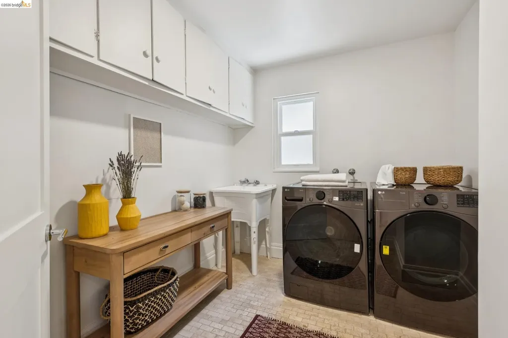 515 Vincente Avenue Berkeley CA 94707