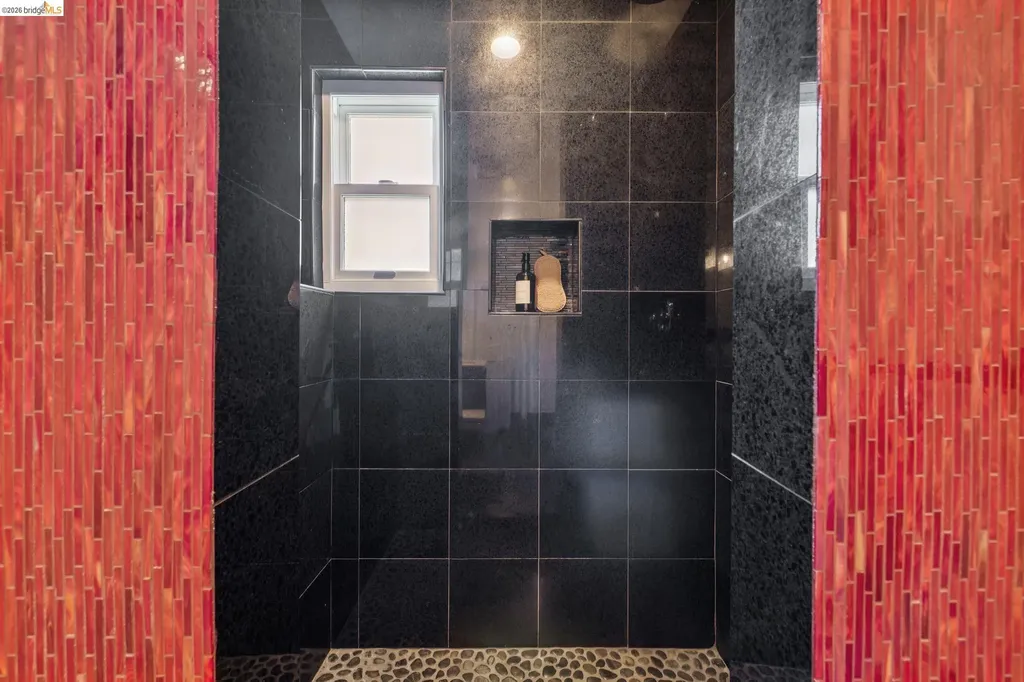 515 Vincente Avenue Berkeley CA 94707