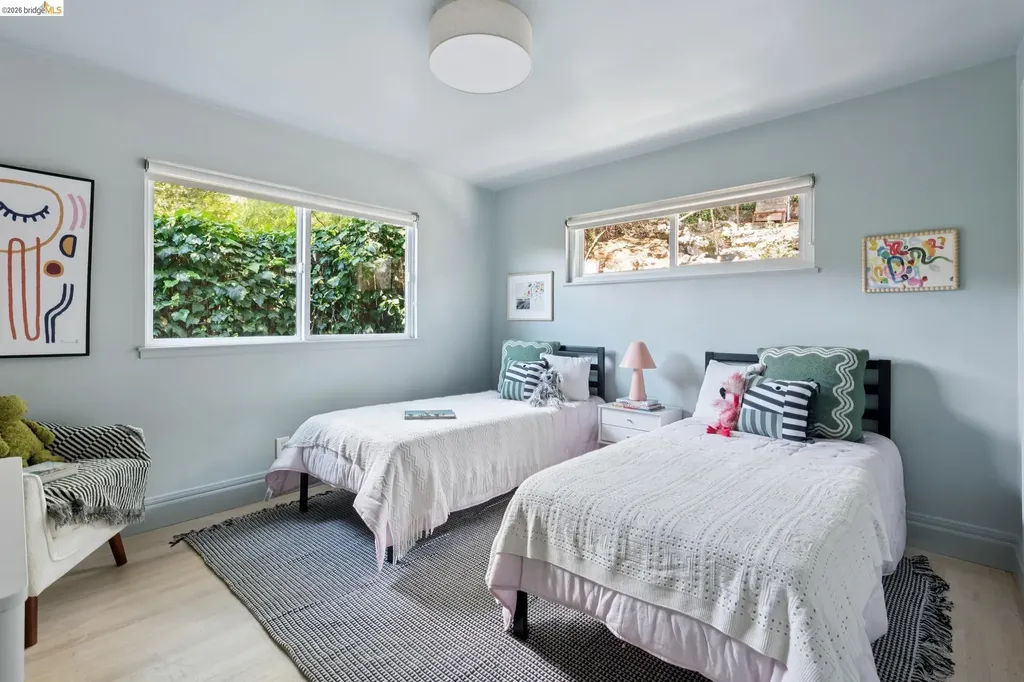 515 Vincente Avenue Berkeley CA 94707