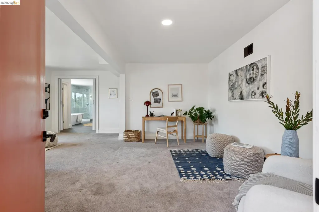 515 Vincente Avenue Berkeley CA 94707