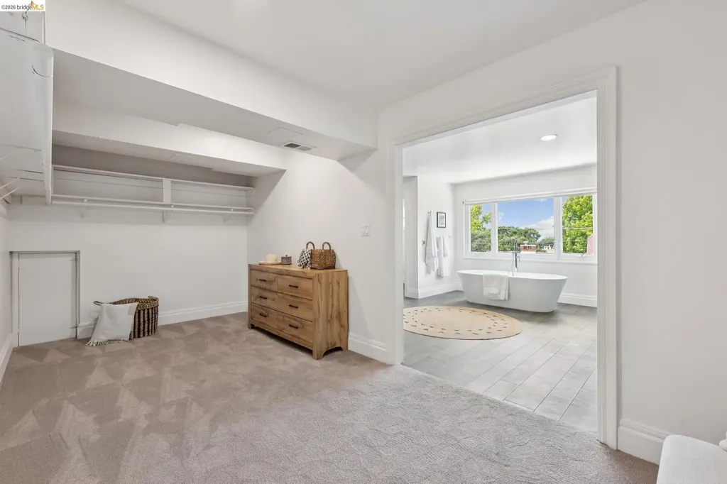 515 Vincente Avenue Berkeley CA 94707