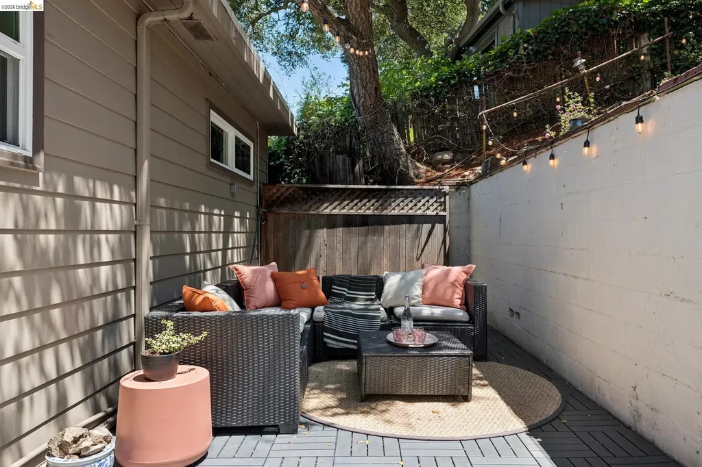 515 Vincente Avenue Berkeley CA 94707
