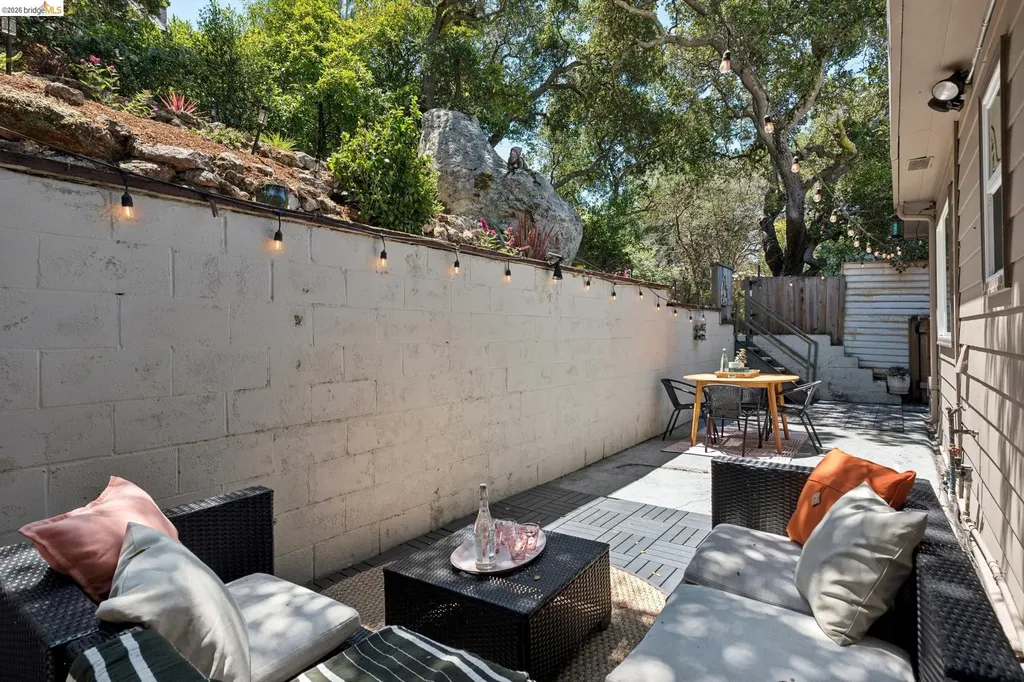 515 Vincente Avenue Berkeley CA 94707