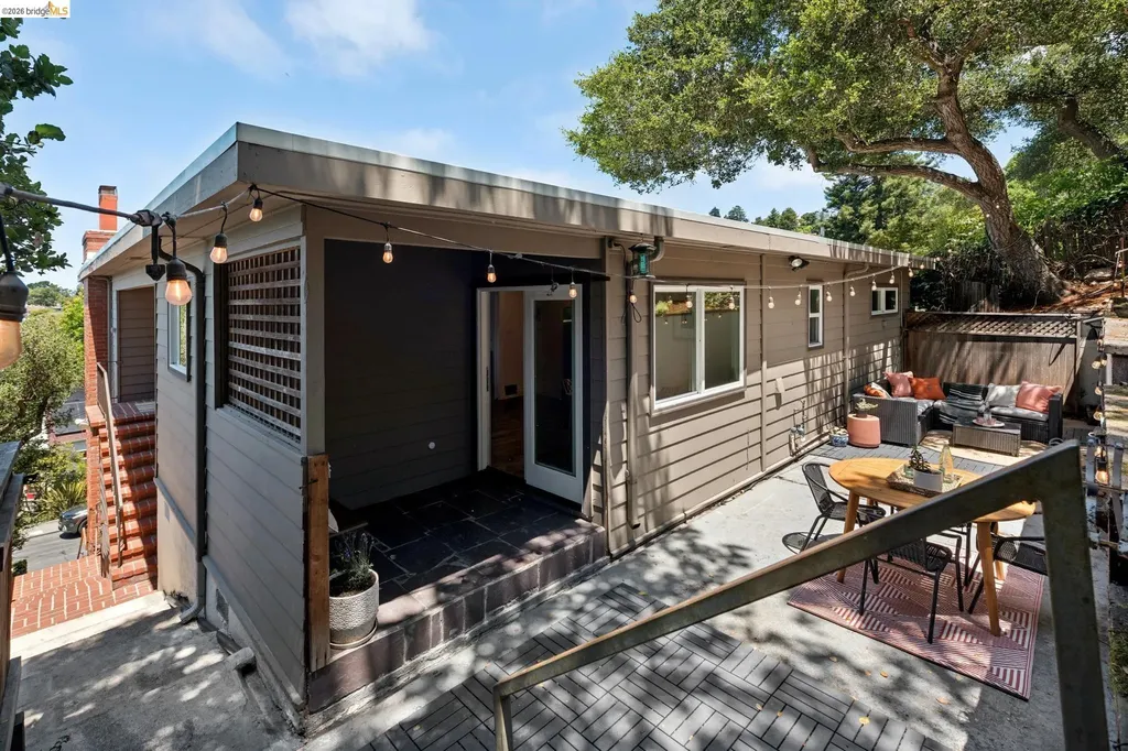 515 Vincente Avenue Berkeley CA 94707