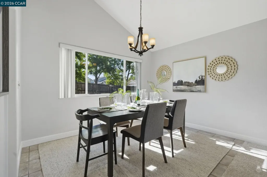 572 Shannon Drive Vacaville CA 95688