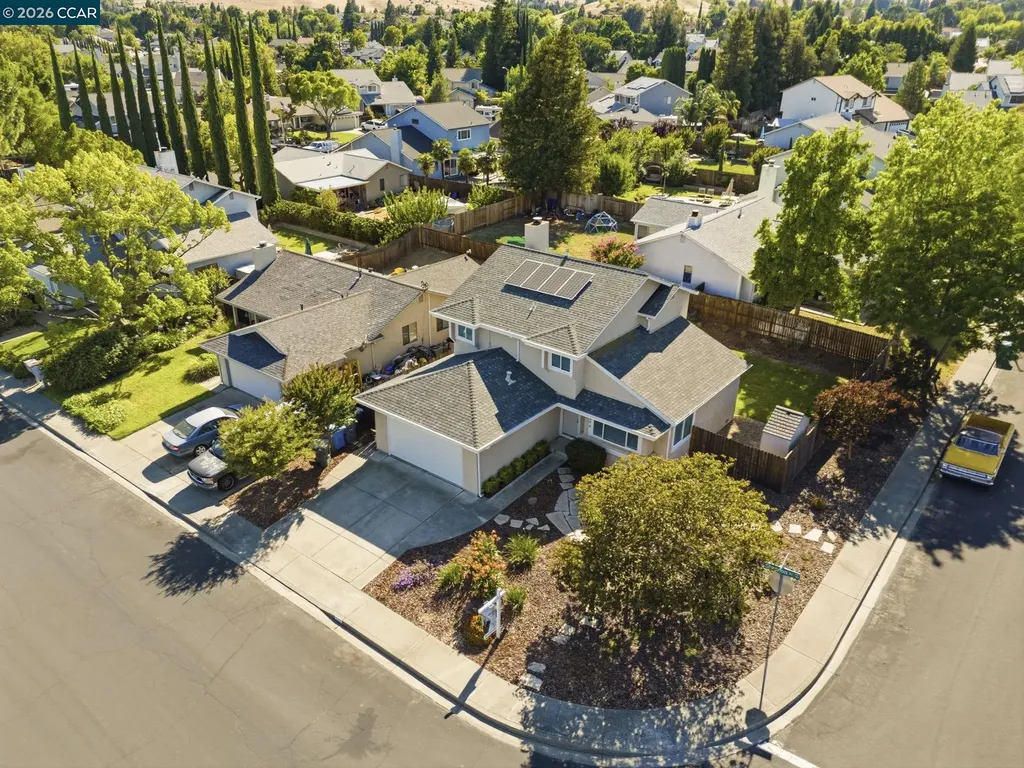 572 Shannon Drive Vacaville CA 95688