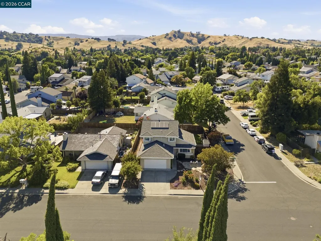572 Shannon Drive Vacaville CA 95688